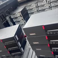 Satisfied customer with e-waste collection